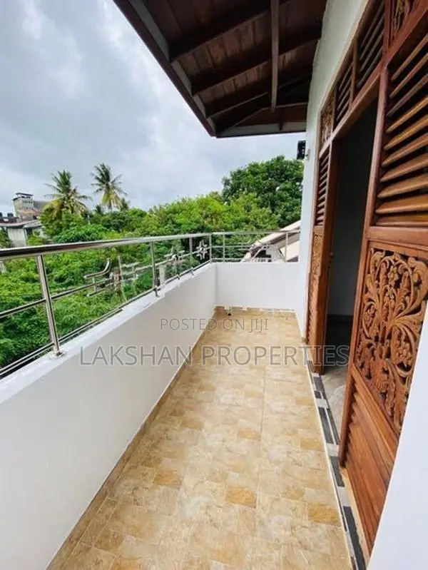 Two Storey House for Sale in Piliyandala