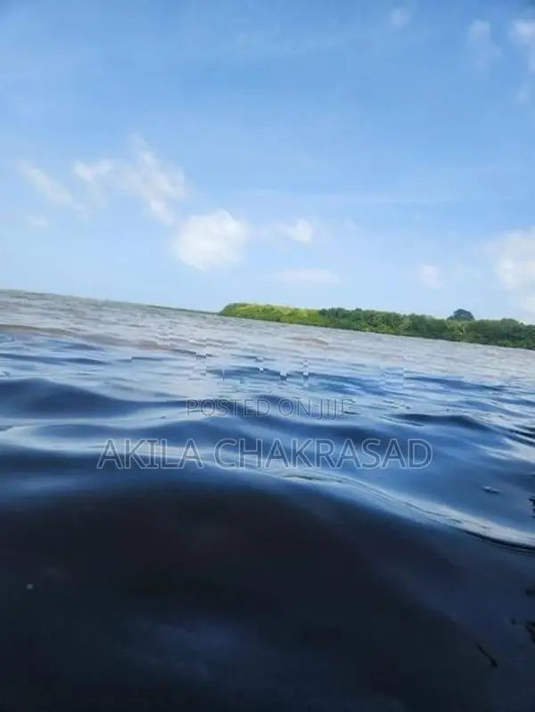 82 Perch Lagoon front Land in Negombo