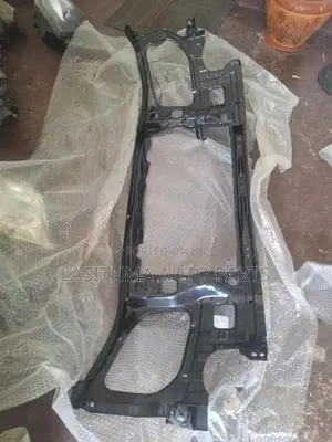 Hilux Vigo Nosecut Panel