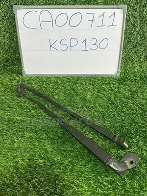 Toyota Vitz (KSP130/2018) Wiper Arm Set