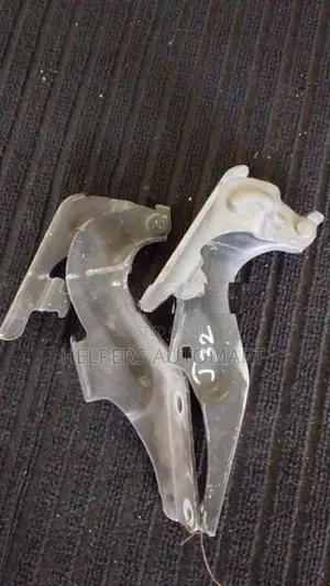 nissn Teana J32 Bonnet hinges