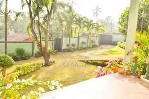Spacious Luxury House For Sale Talawatugoda