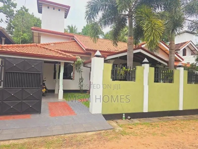 13.5 Land With New House For Sale in Negombo