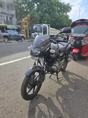 Bajaj Pulsar 150 2015