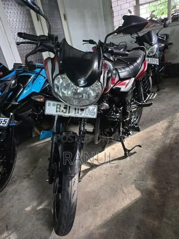 Bajaj Discover 125 2025