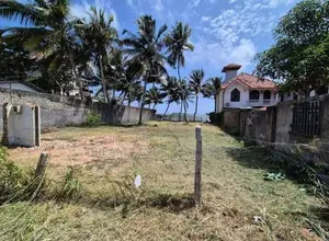COMMERCIAL LAND FOR RENT IN KATUNAYAKA (SP829)