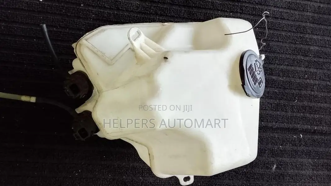 Toyota Prius W20 Wiper Washer Tank