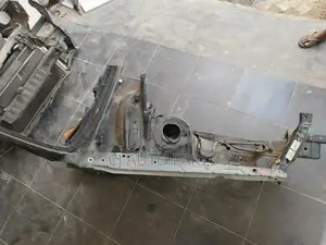 Toyota Corona Carina 190 A post Apron Cut
