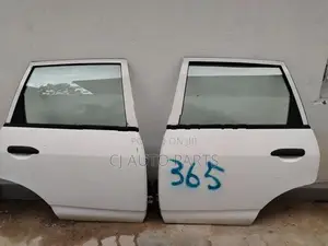 Nissan AD Wagon Y11 Rear Door panels