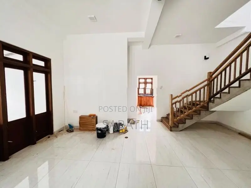 Modern Brand new House In Athurugiriya