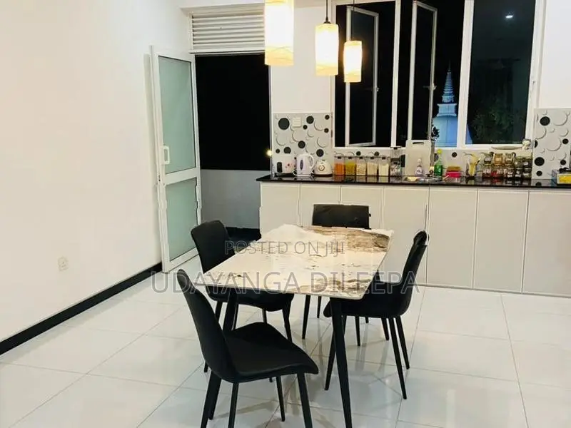 Restaurant Dining Table with Chairs