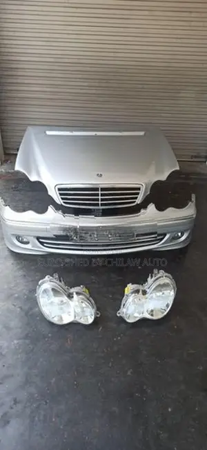 Mercedes Benz C180 (W203) Bonnet with Other Parts