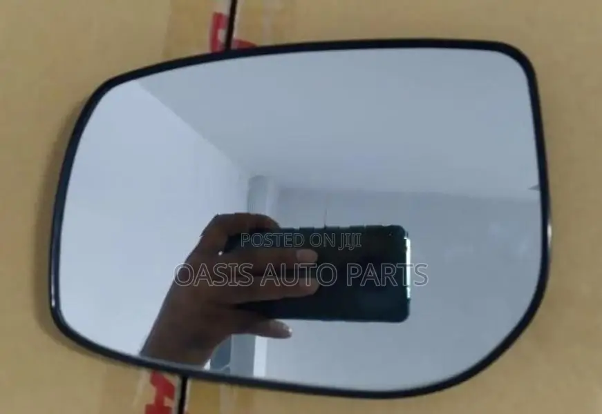 Toyota Vitz KSP90 Mirror Lens Glass