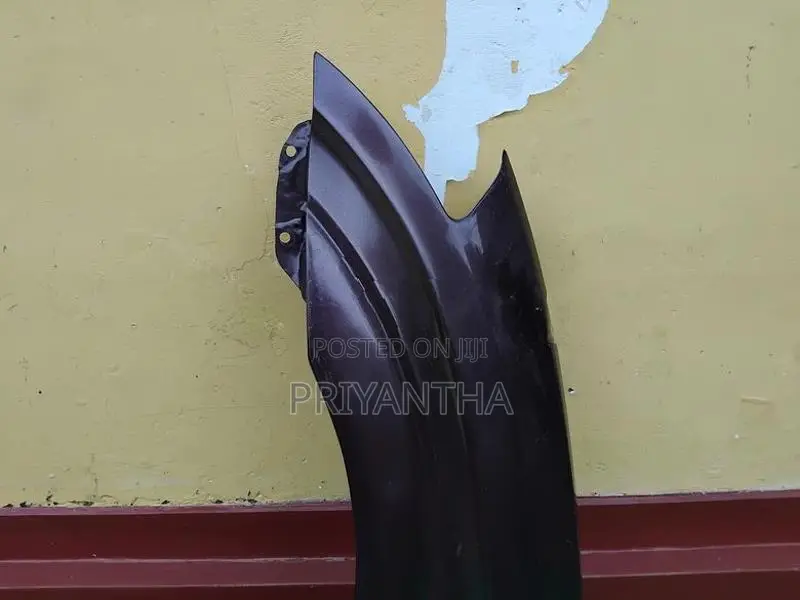 Kyron Left side Fender