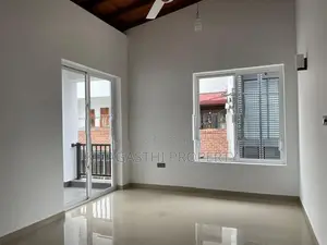 luxury house for sale in Rathmalana