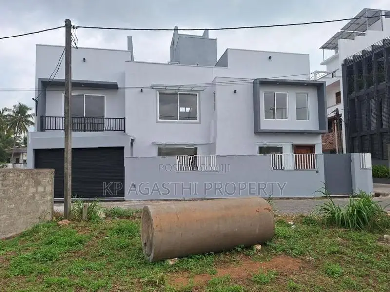 super house for sale in mount lavenia
