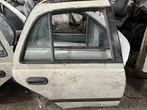Nissan Pulsar FN14 Rear Right Door