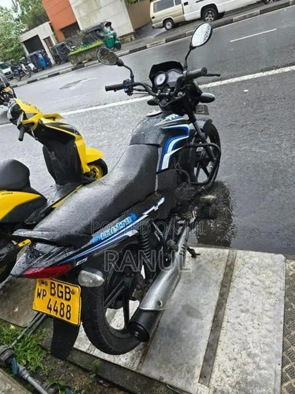 TVS Metro 2018