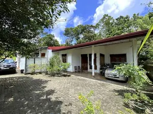 House in Kottawa Polgasowita Rd - Kesbewa Piliyandala