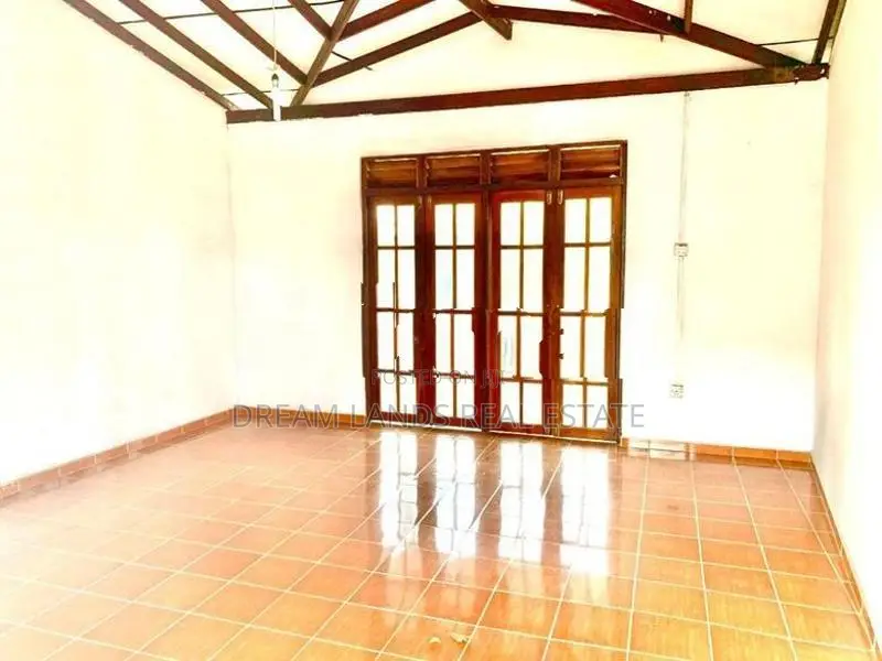 5Bed House for Sale in Kelaniya (SP848)
