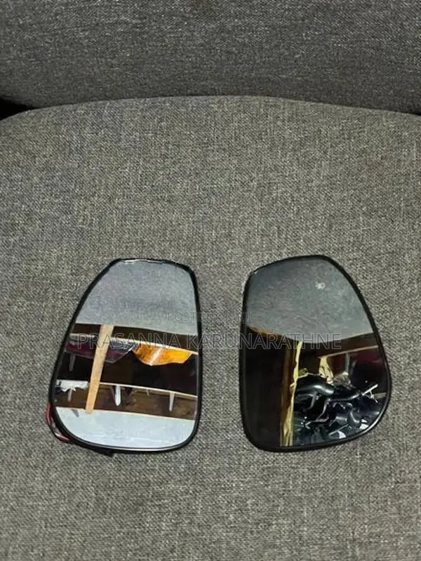 Honda Vezel 2025 side mirror lens