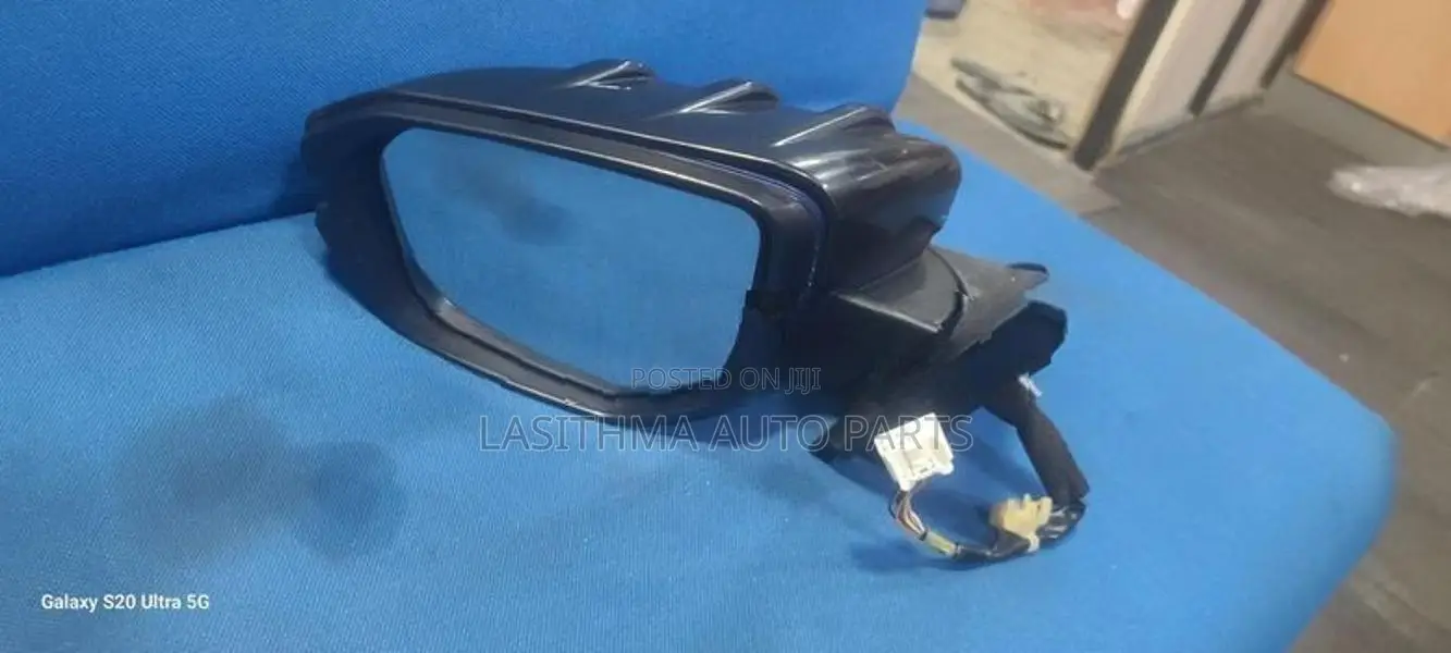 Civic Side Mirror (Wair 8)