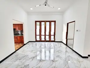Modern Designed Luxury Three Story House for Sale in Piliyandala