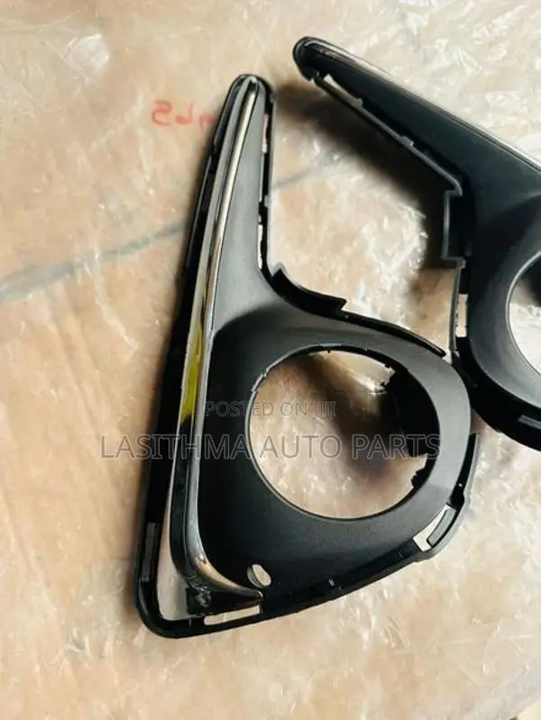 Vitz Ksp 130 Fog Cover