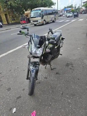 TVS Metro 2016