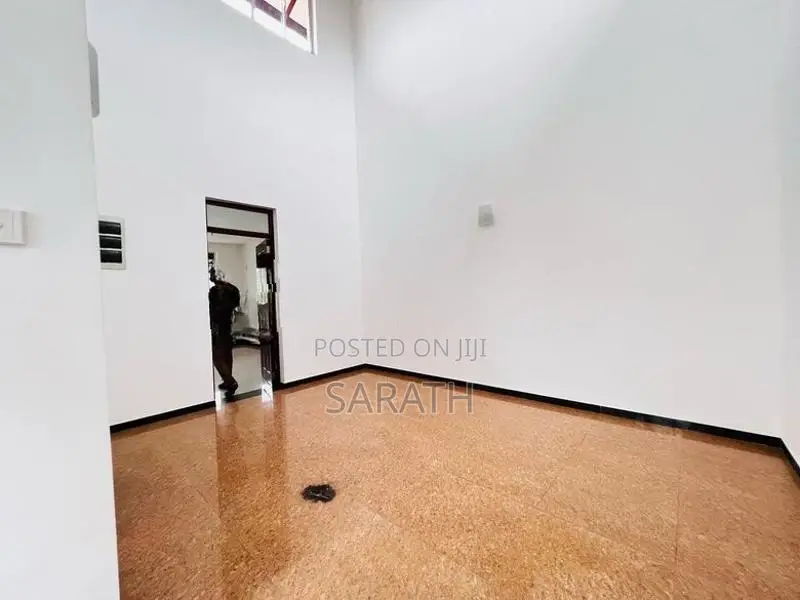 9 P With Super House For Sale Talawatugoda