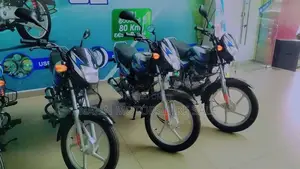 Bajaj CT100 ES 2025