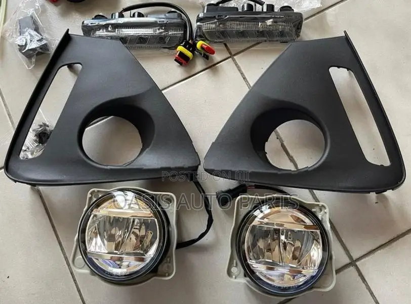 Toyota Tank LED Fog Lamp Set With Day Light and Signal