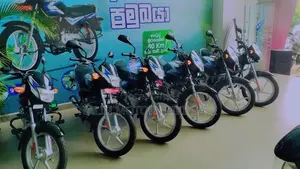 Bajaj CT100 ES 2025
