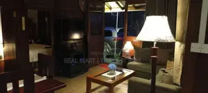 Nuwara Eliya : 105 Perches, Luxury Family Bangalow for Sale at Lindula