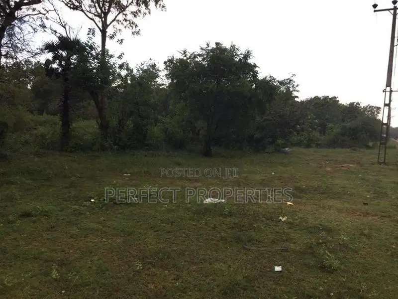 LAND FOR SALE – KATARAGAMA / සින්නක්කර ඔප්පු (Solar Farm Petrol Shed)