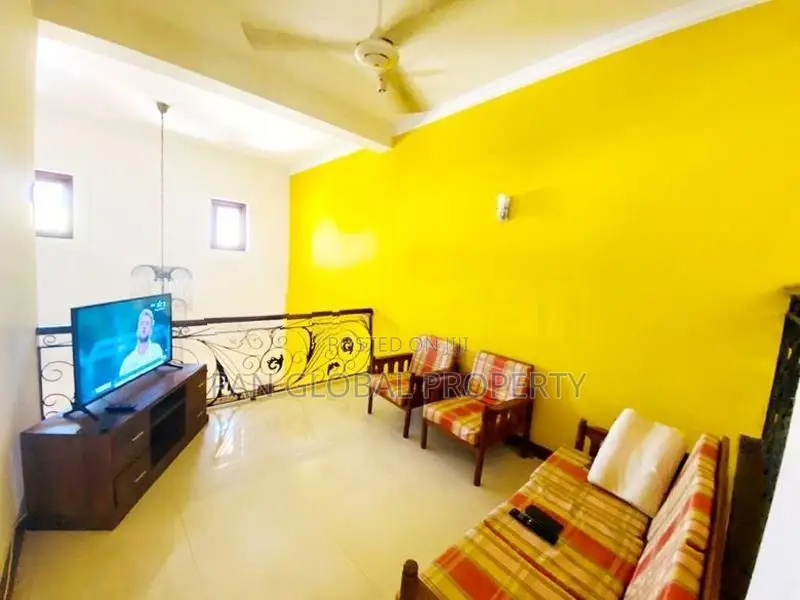 House for Sale in Mount Lavinia ( Two Units )