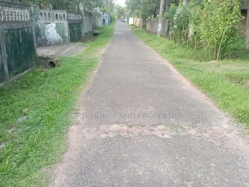 25 Perch Land For Sale Rukkaththana Junction Kadirana Negombo Gampaha