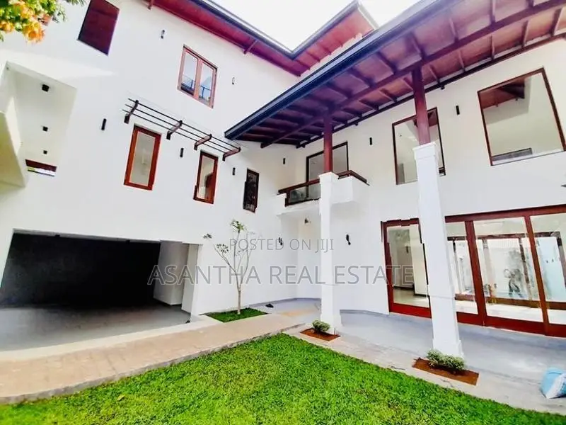 (AF286) New 03 Story Luxury house With 20!P sale At Pitakotte
