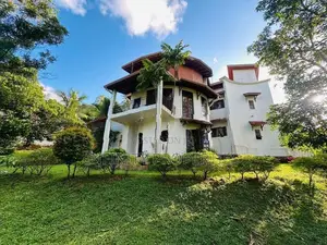 (AFA545) 50.2 p land with 2 story house sale at Thalawathugoda,