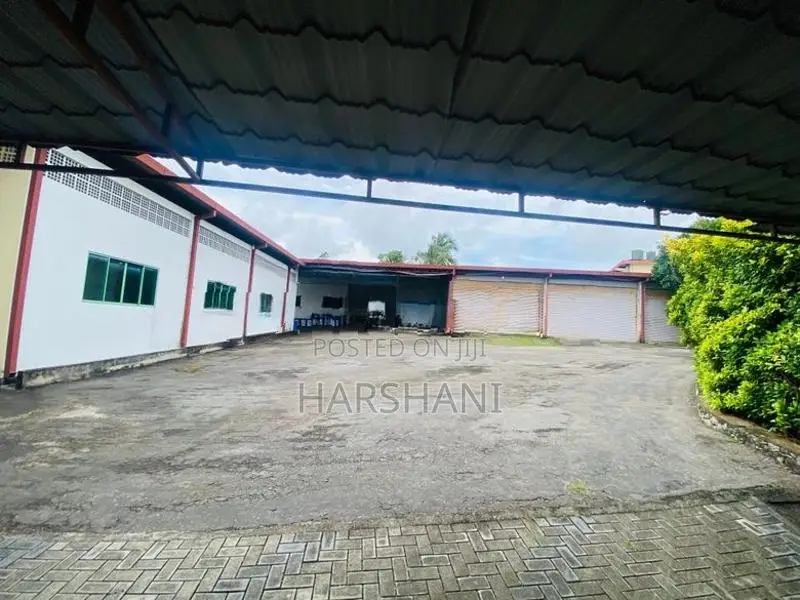 Warehouse Close to Colombo –Horana Main Rd