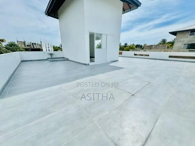 New House Boralesgamuwa Sale