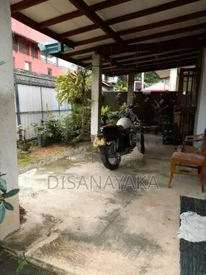 land value house for sale in thalahena Ds9180