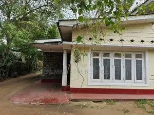 Kurunegala : 4BR (42.5P) House for Sale at Malkaduwawa