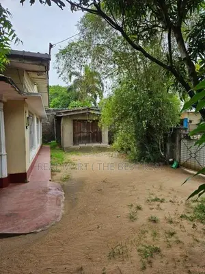 Kurunegala : 4BR (42.5P) House for Sale at Malkaduwawa