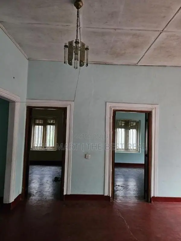 Kurunegala : 4BR (42.5P) House for Sale at Malkaduwawa