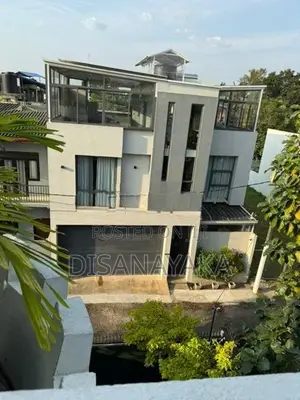 Super Three Storey House for Sale Baththaramulla Ds1166