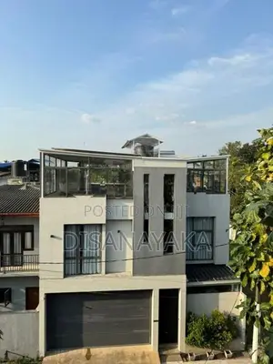 Super Three Storey House for Sale Baththaramulla Ds1166