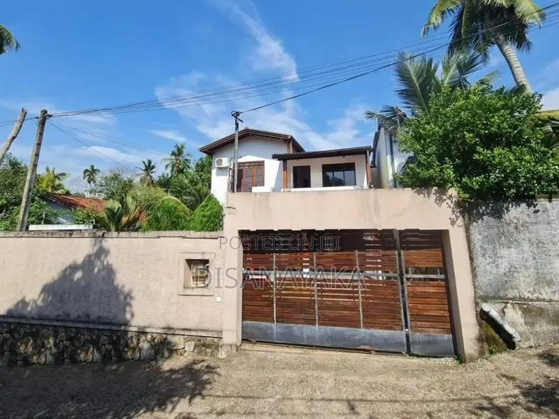 2Story House for Sale Baththaramulla Ds60200