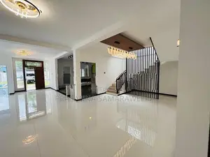 Solid Brand New super luxury 2 Story House-piliyandala