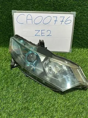 Honda Insight (ZE2) Head Lamp